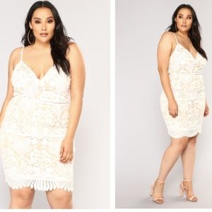 Fashion Nova Hidden Garden Lace Midi Dress - White